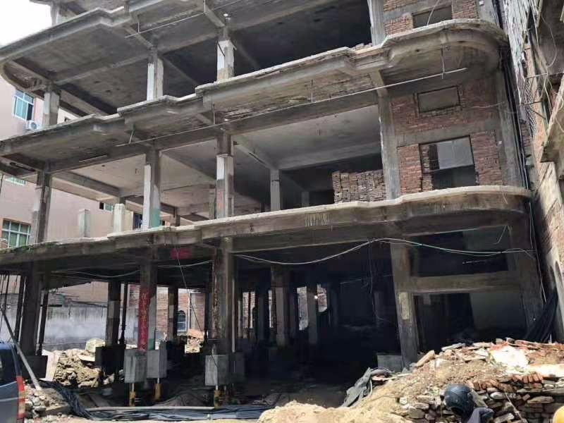 某建筑物糾偏